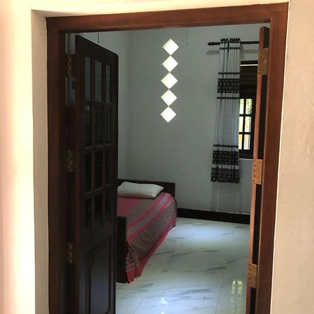 Sri Lankan Villa Elagawagoda Buitenkant foto